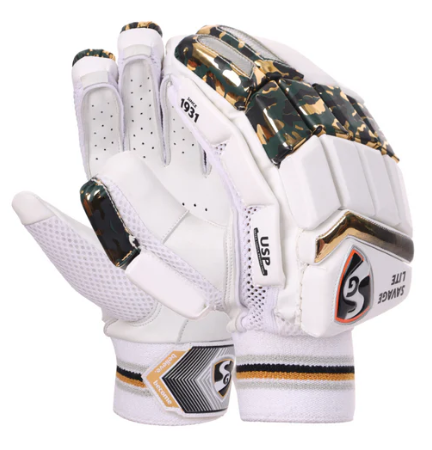 SG Savage Lite Batting Gloves